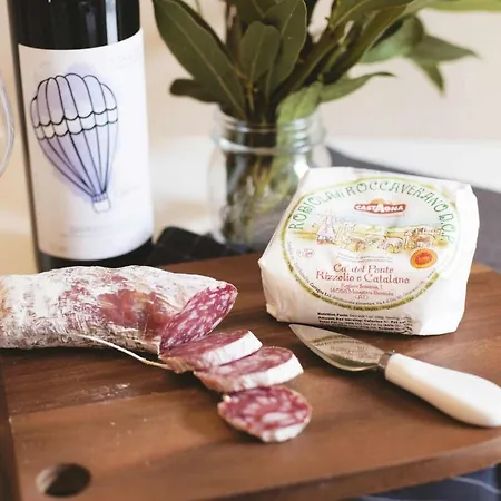 Bed & Breakfast Dimora Della Rocca Costigliole d'Asti