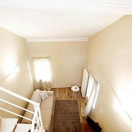 Bed & Breakfast Dimora Della Rocca 3*