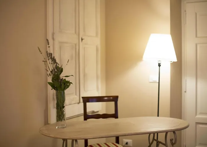 Dimora Della Rocca 3*